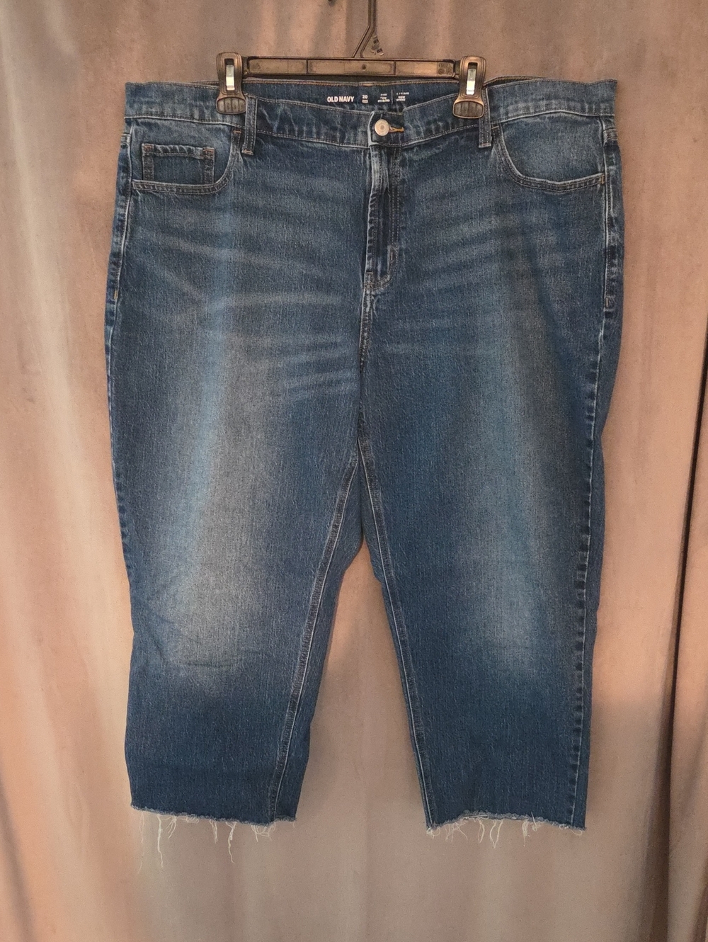 Old Navy 20 Short Denim Cropped Ankle Jeans - Medium Blue Wash